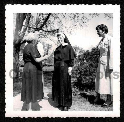 Nun habit yard - in, w/friends